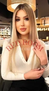 Эскортница Селин - грудь 2, рост 169 см, вес 58 кг, цвет волос Блондинки