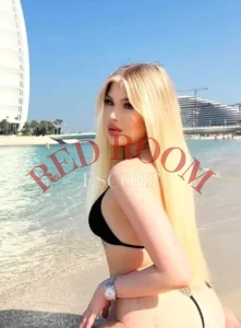 Эскортница Селин - грудь 2, рост 169 см, вес 58 кг, цвет волос Блондинки